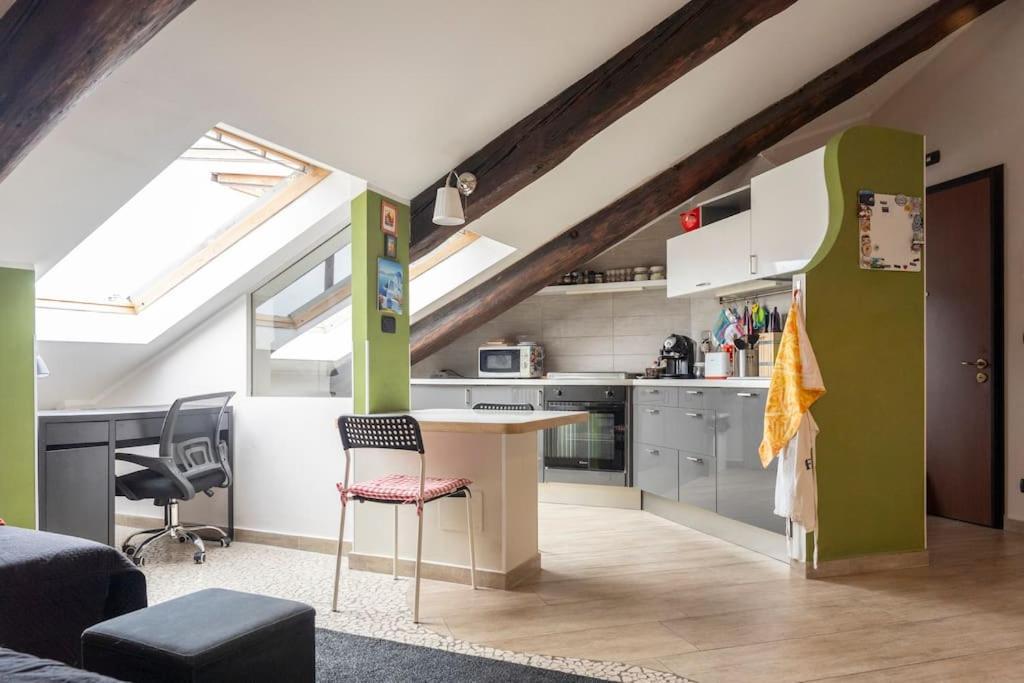Cozy Attic In The City Center Turín Exteriér fotografie