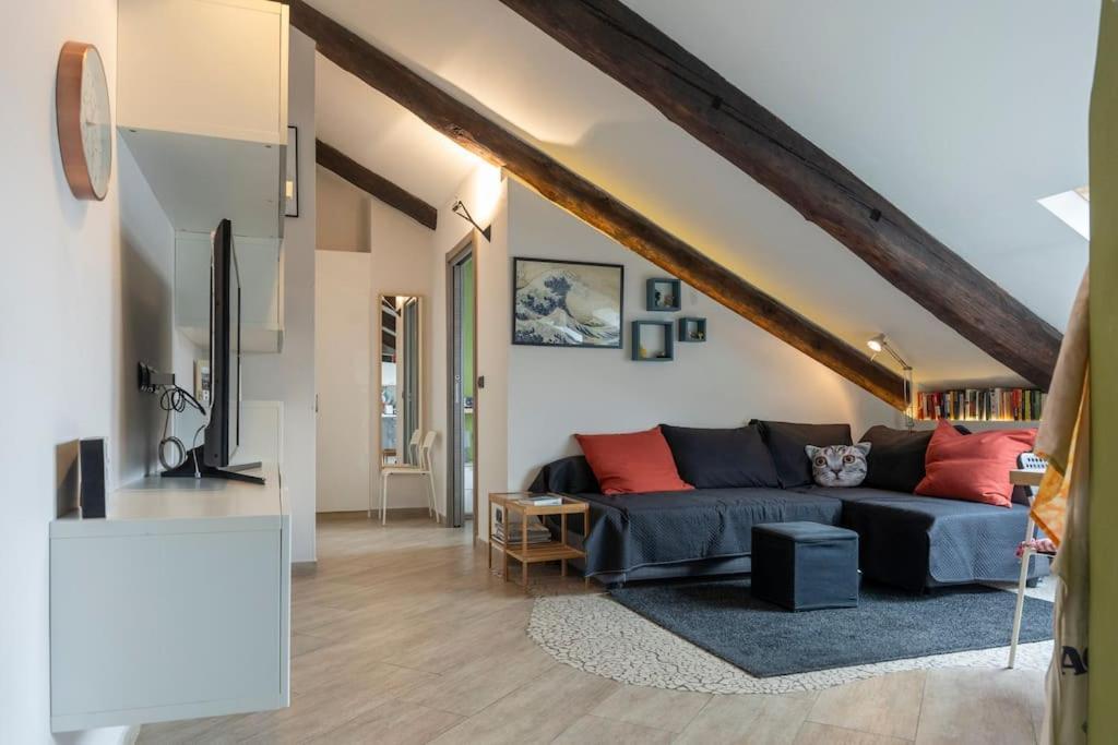Cozy Attic In The City Center Turín Exteriér fotografie
